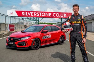 Three in three for Type R: British Touring Car champion, Matt Neal, takes third lap record of ‘Type R Challenge 2018’ at Silverstone GP circuit